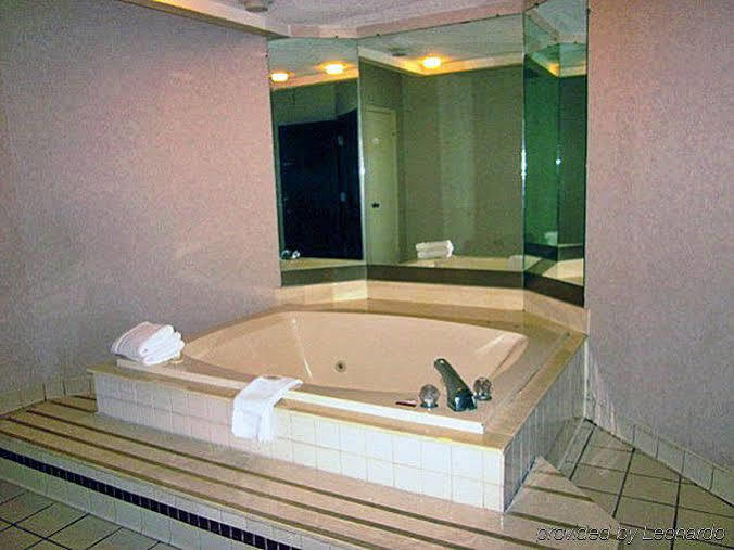 Smokies Inn & Suites Кодак Экстерьер фото